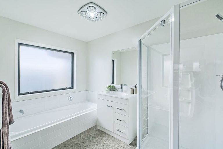 Photo of property in 34 Wallingford Crescent, Rolleston, 7615