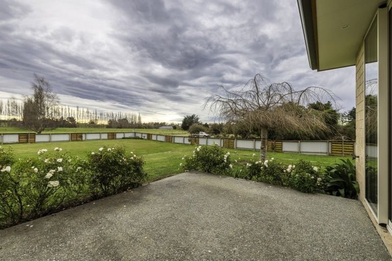 Photo of property in 17 Bond Street, Waimate, 7924