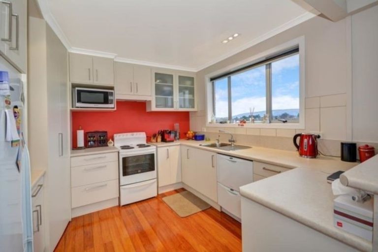 Photo of property in 12 Kinmont Crescent, Kinmont Park, Mosgiel, 9024