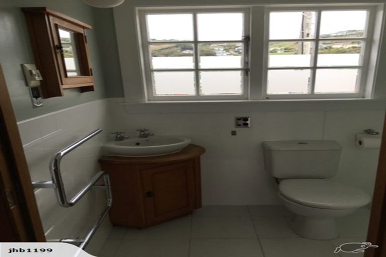 Photo of property in 81 Main Road, Redcliffs, Christchurch, 8081