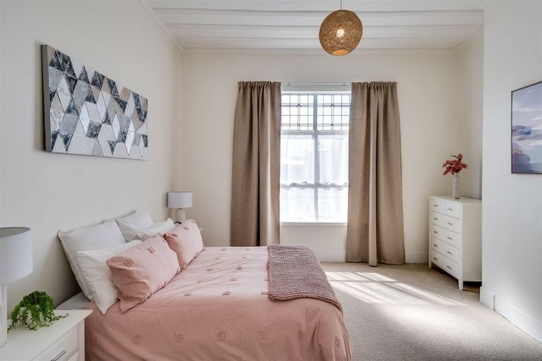 Photo of property in 68 Nelson Crescent, Napier South, Napier, 4110