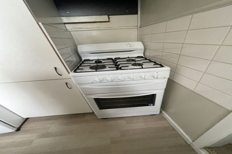 Photo of property in 28 Macdonald Crescent, Te Aro, Wellington, 6011