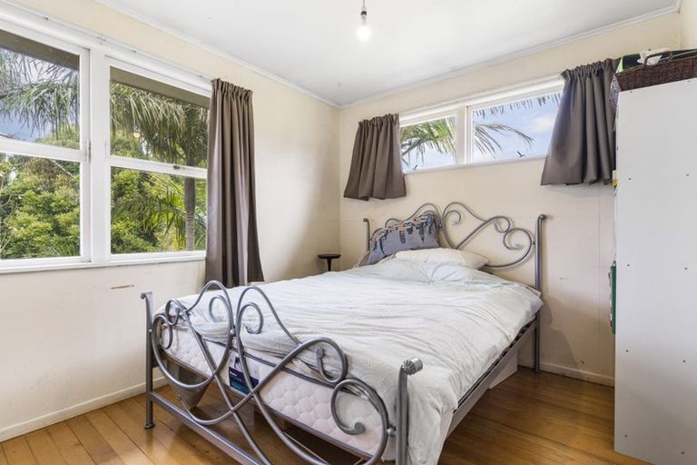 Photo of property in 11 Sycamore Drive, Sunnynook, Auckland, 0620