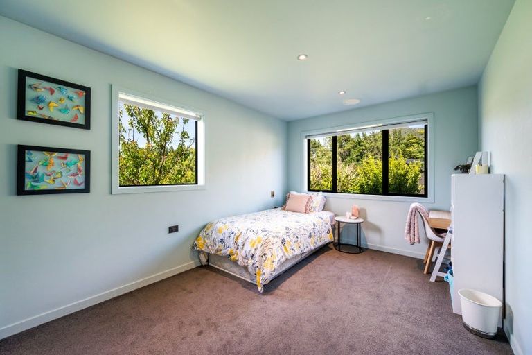 Photo of property in 7 Francis Lane, Lake Hawea, Wanaka, 9382