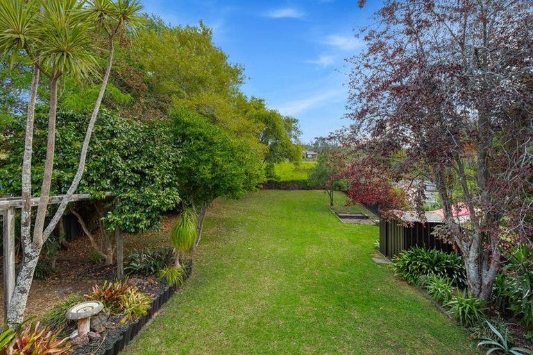 Photo of property in 242 Henderson Valley Road, Henderson, Auckland, 0612