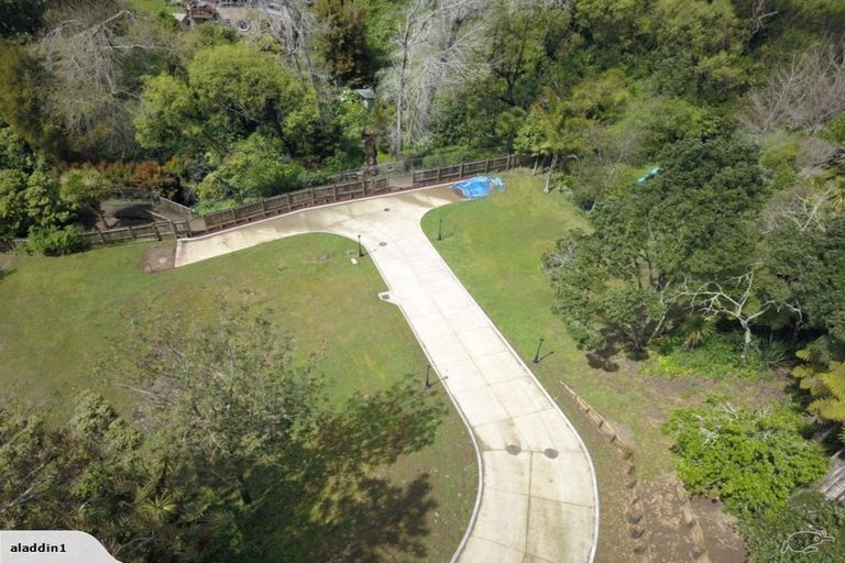 Photo of property in 42a Colmar Road, Mellons Bay, Auckland, 2014