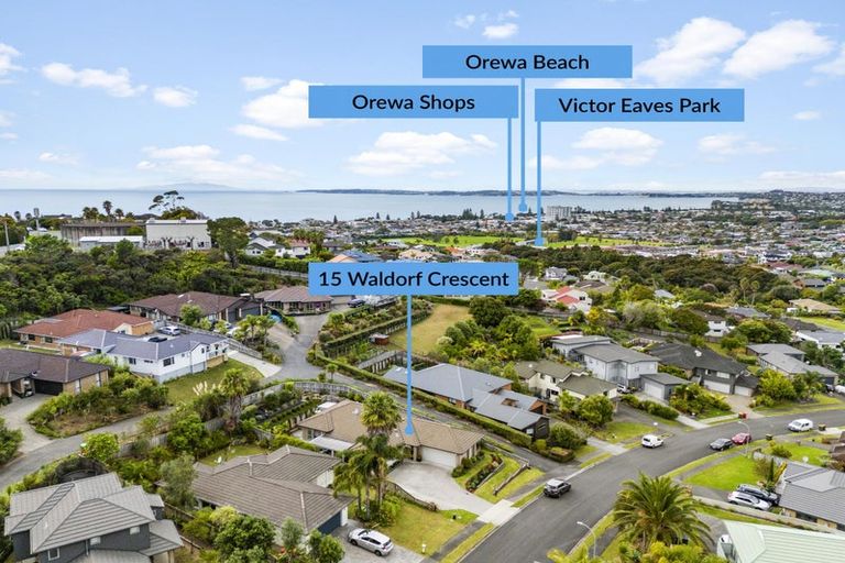 Photo of property in 15 Waldorf Crescent, Orewa, 0931