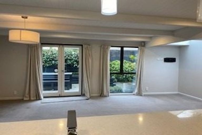 Photo of property in 4/11 Bristol Street, St Albans, Christchurch, 8014