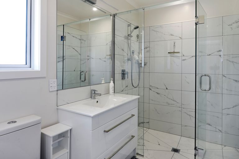 Photo of property in 15 Curtis Street, Stoke, Nelson, 7011