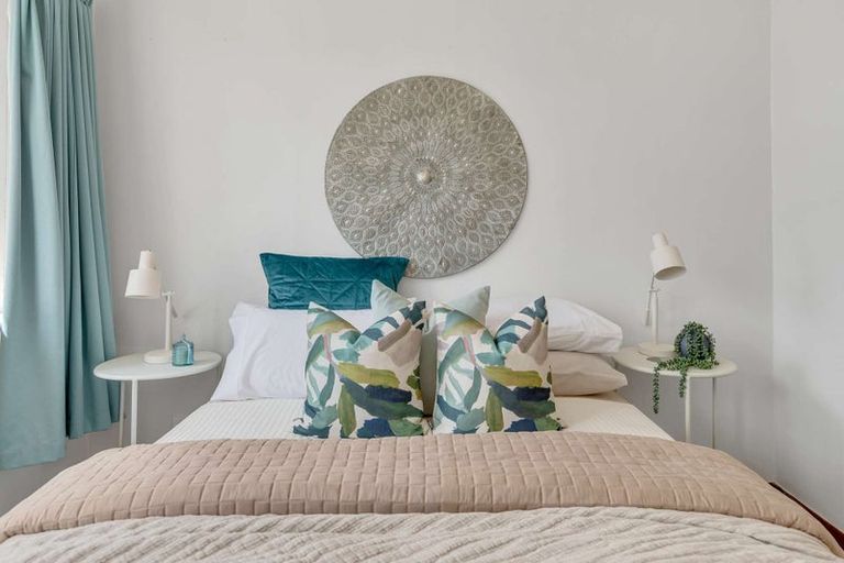 Photo of property in 7 Bristol Crescent, Roslyn, Palmerston North, 4414