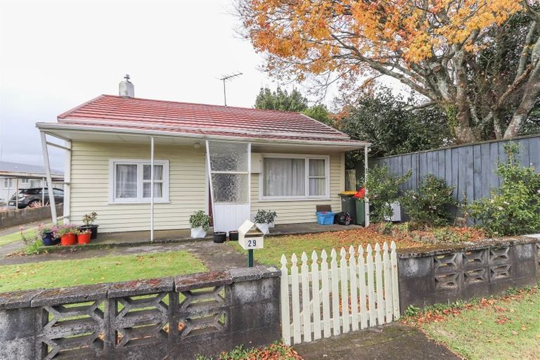 Photo of property in 29 Rimu Street, Inglewood, 4330