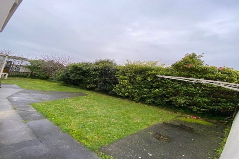 Photo of property in 2a Sim Street, Johnsonville, Wellington, 6037