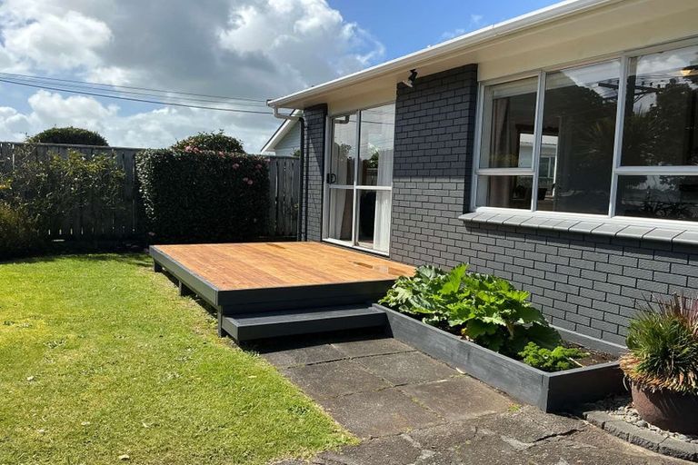 Photo of property in 9 Selwyn Street, Lower Vogeltown, New Plymouth, 4310
