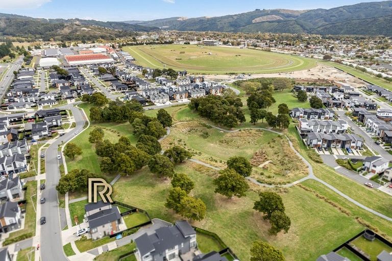 Photo of property in 84 Mawai Hakona Drive, Wallaceville, Upper Hutt, 5018