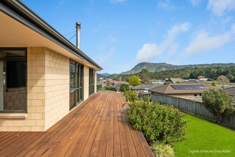 Photo of property in 10 Pukeko Place, Picton, 7220