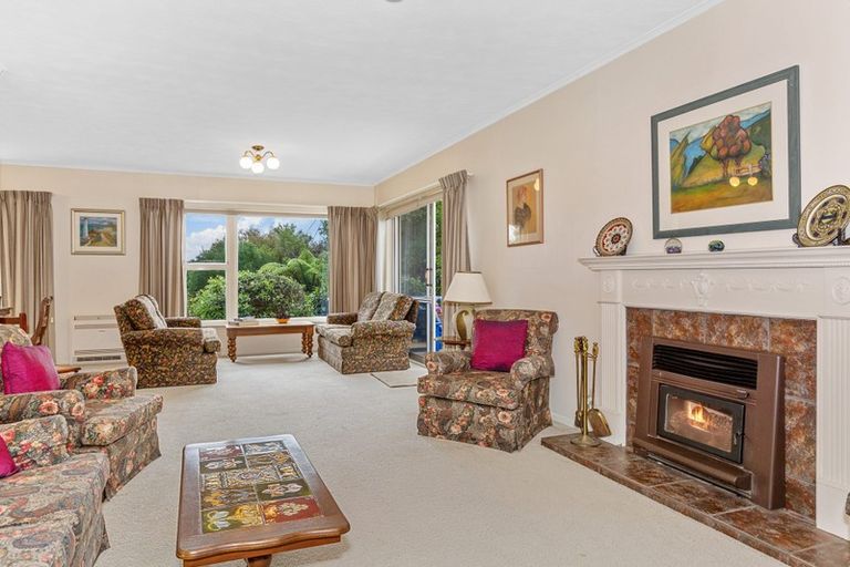 Photo of property in 93 Ruahine Street, Paraparaumu, 5032