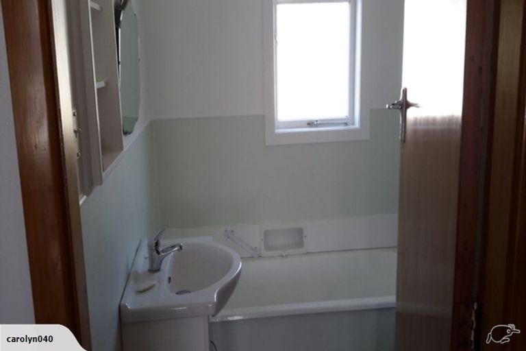 Photo of property in 5 Watene Crescent, Waitara, 4320