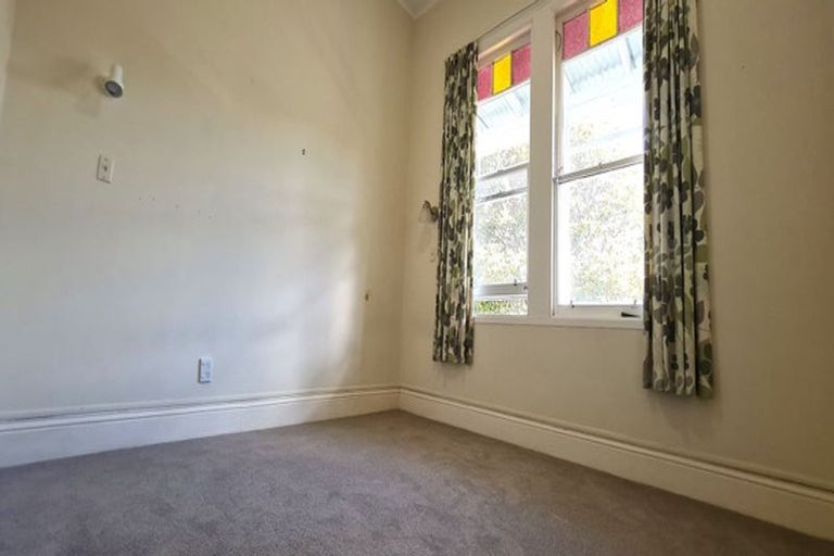 Photo of property in 111 Hamilton Road, Hataitai, Wellington, 6021