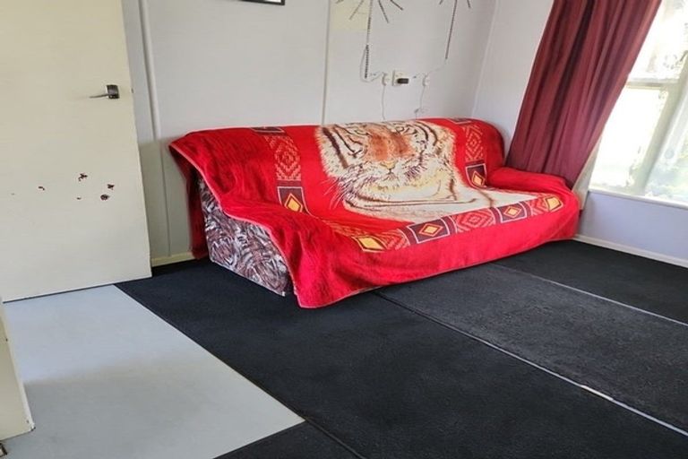 Photo of property in 85a-b Kokiri Crescent, Waitangirua, Porirua, 5024