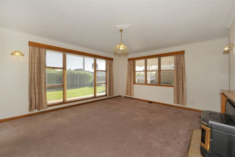 Photo of property in 24 Bassett Street, Burwood, Christchurch, 8083