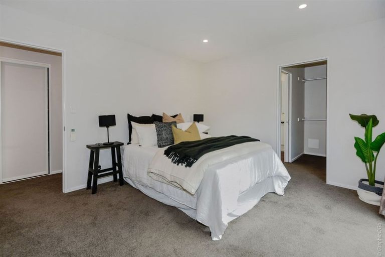 Photo of property in 33 Palmers Road, New Brighton, Christchurch, 8083