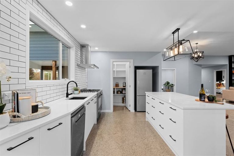 Photo of property in 7 Loburn Whiterock Road, Loburn, Rangiora, 7472