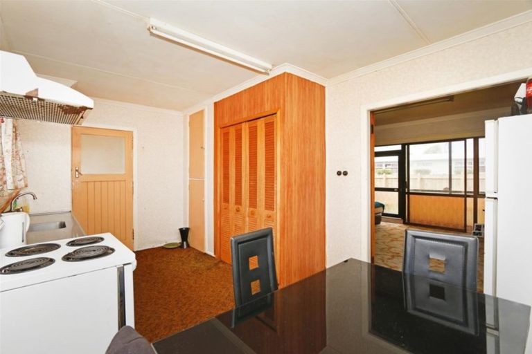 Photo of property in 32 Heaphy Road, Opunake, 4616