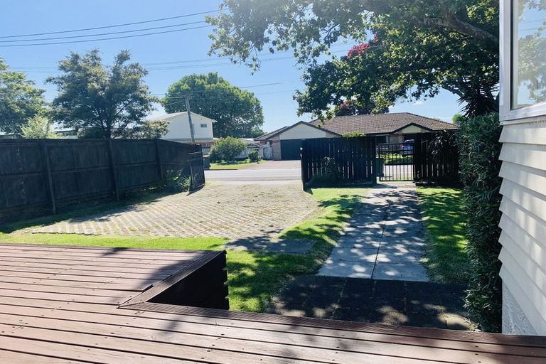Photo of property in 120 Mountain Road, Mangere Bridge, Auckland, 2022