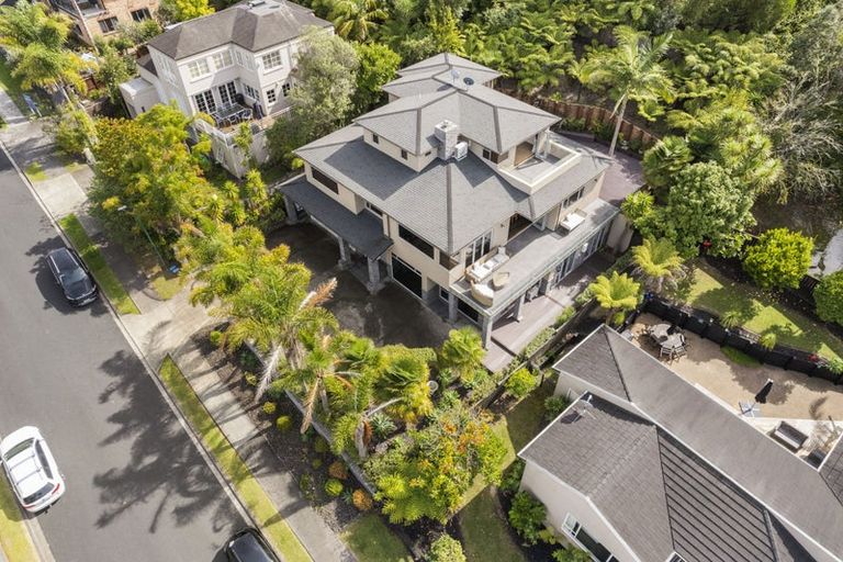 Photo of property in 49 Penguin Drive, Murrays Bay, Auckland, 0630