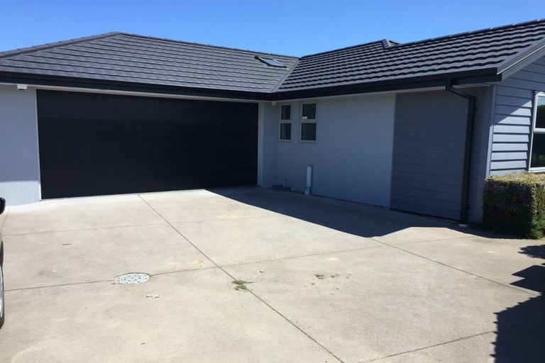 Photo of property in 10 Henley Close, Rolleston, 7614