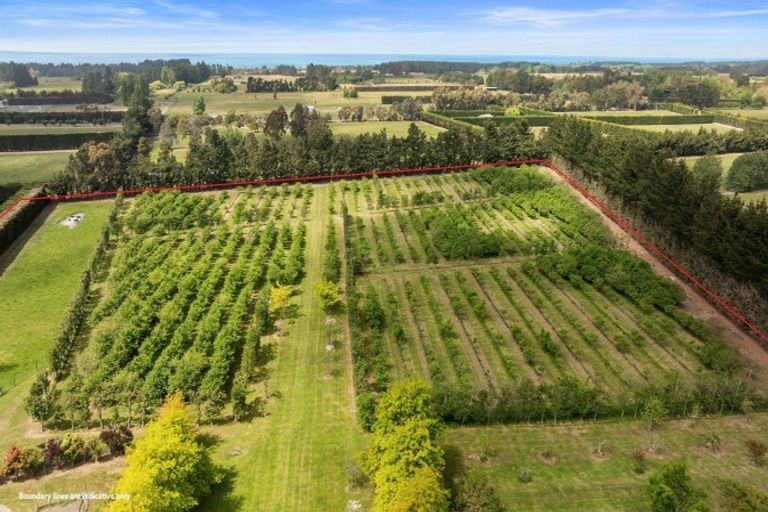 Photo of property in 190 Amberley Beach Road, Amberley, 7481