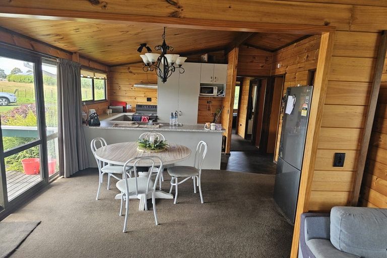 Photo of property in 11 Warwick Road, Stratford, 4332