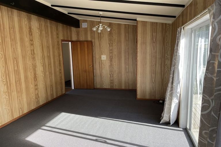 Photo of property in 59 Allington Road, Massey, Auckland, 0614