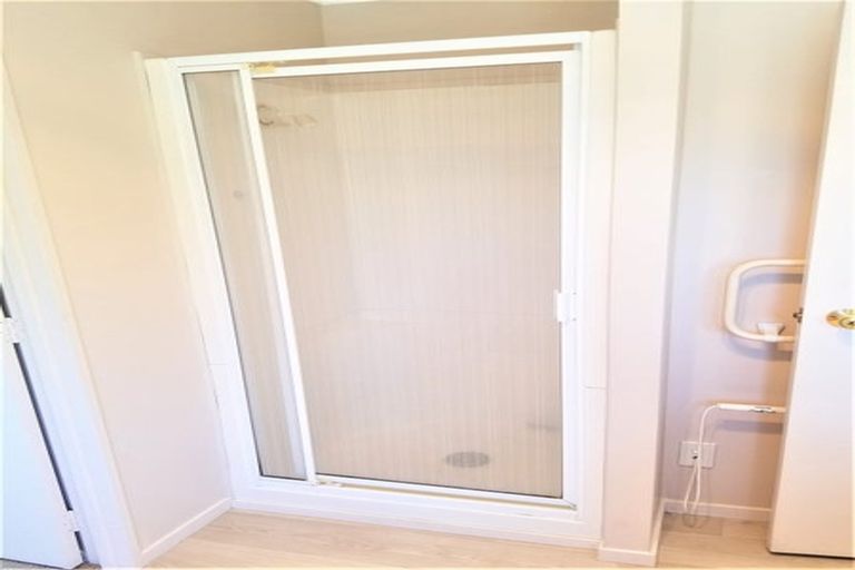 Photo of property in 240a Te Atatu Road, Te Atatu South, Auckland, 0610