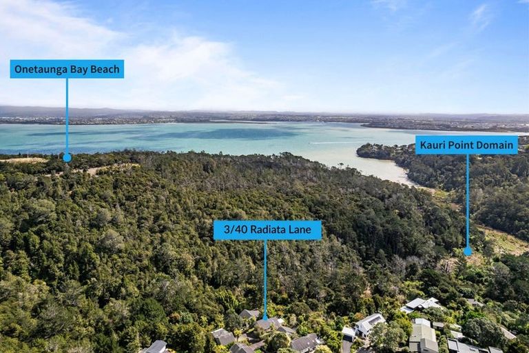 Photo of property in 3/40 Radiata Lane, Chatswood, Auckland, 0626