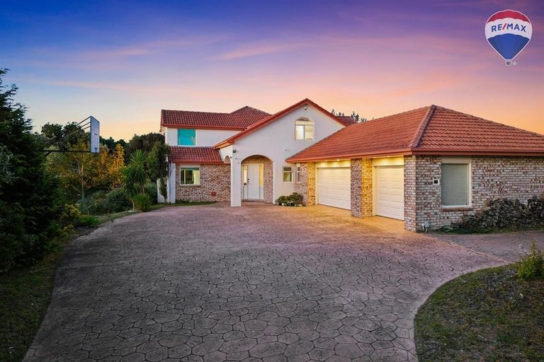 Photo of property in 15 Compass Court, Paraparaumu, 5032