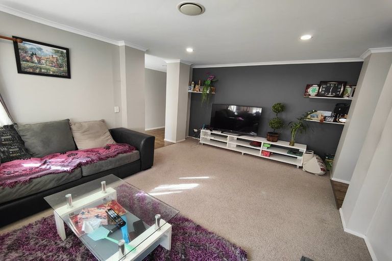 Photo of property in 42 Raphoe Road, Flat Bush, Auckland, 2019