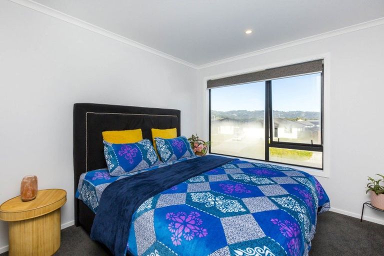Photo of property in 18 Dahl Drive, Wallaceville, Upper Hutt, 5018