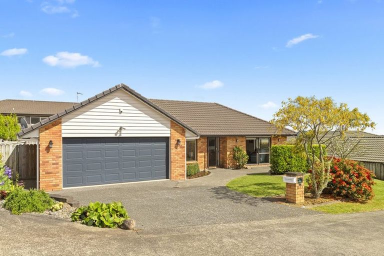 Photo of property in 16 Ludlow Place, Pukekohe, 2120