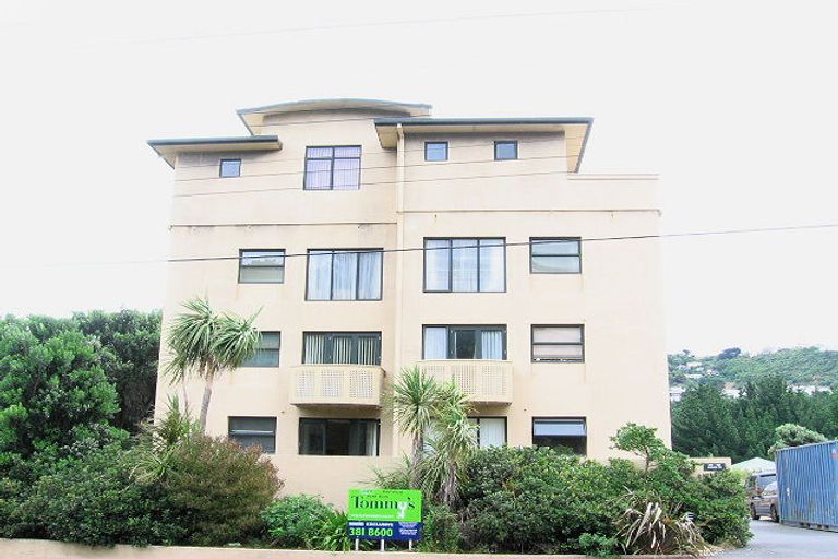 Photo of property in 568e Adelaide Road, Berhampore, Wellington, 6023