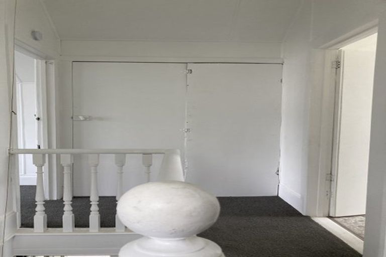 Photo of property in 20 Macdonald Crescent, Te Aro, Wellington, 6011