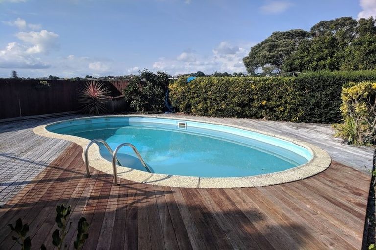 Photo of property in 4 Robin Lane, Browns Bay, Auckland, 0630