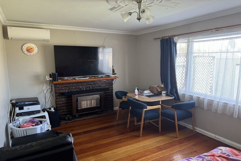 Photo of property in 72 Seddon Street, Takaro, Palmerston North, 4412