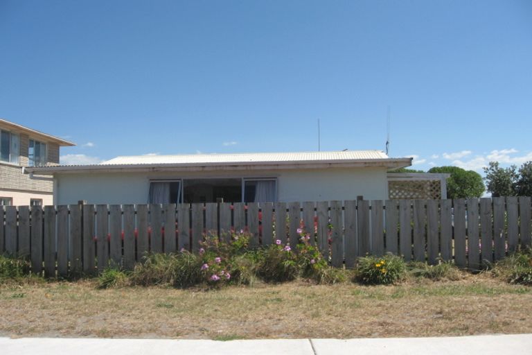 Photo of property in 454 Pukehina Parade, Pukehina, 3189