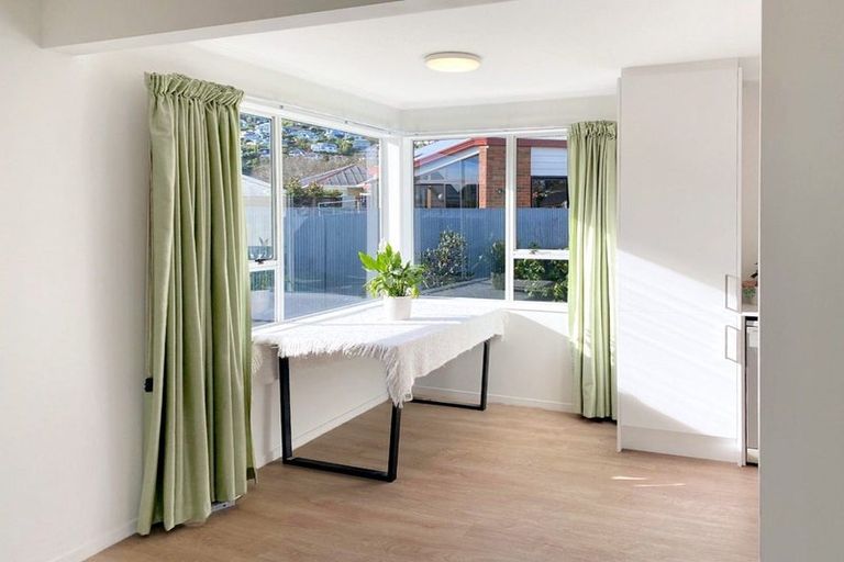 Photo of property in 15 Karen Lane, Beckenham, Christchurch, 8023