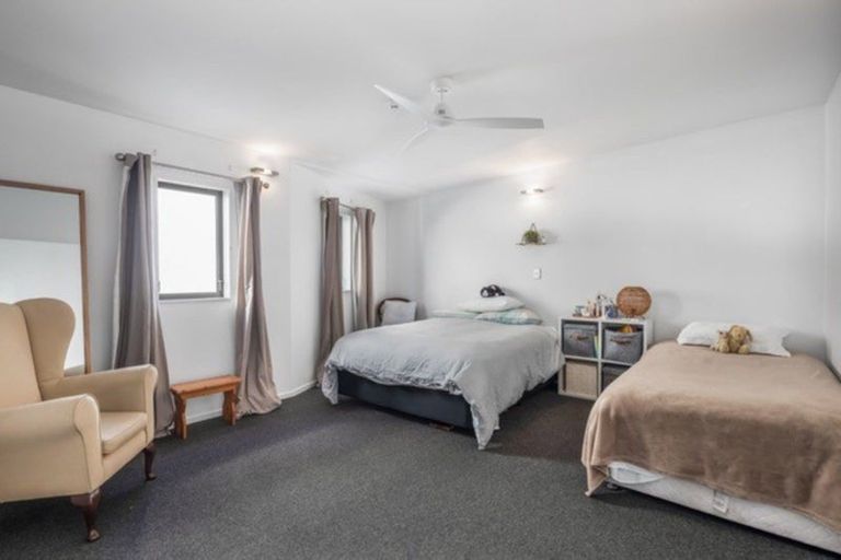 Photo of property in 7a Aranui Street, Miramar, Wellington, 6022