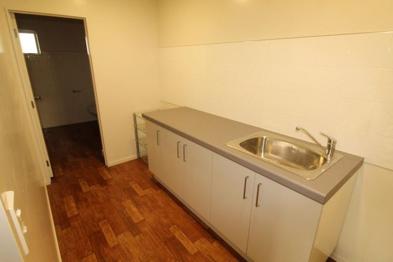 Photo of property in 37 Gledstane Road, Stanmore Bay, Whangaparaoa, 0932