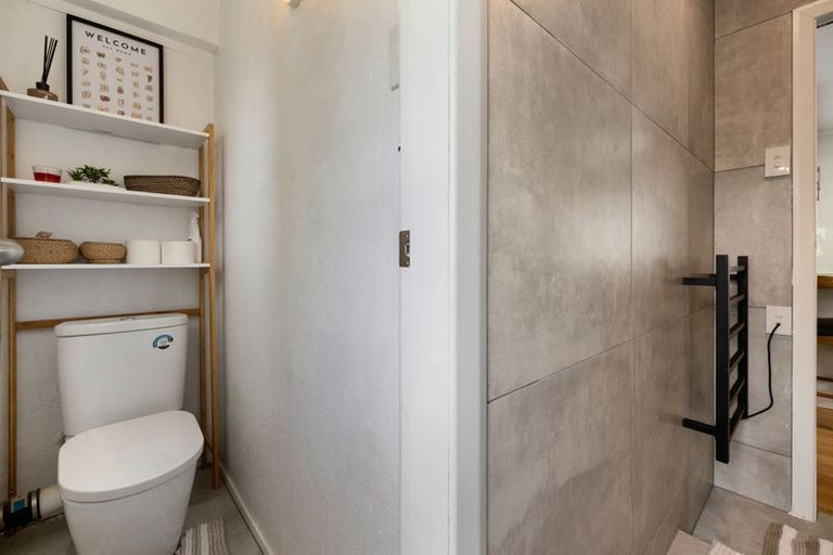 Photo of property in 1b Oak Avenue, Nawton, Hamilton, 3200