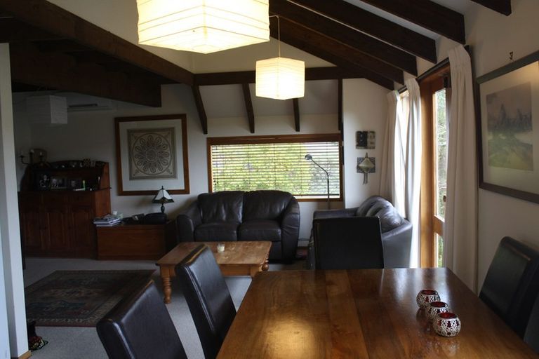 Photo of property in 121 Mairangi Road, Wilton, Wellington, 6012