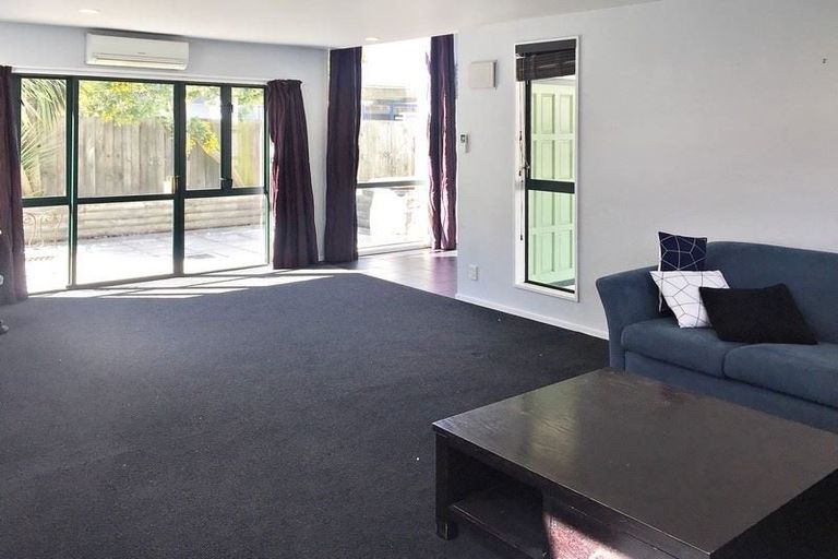 Photo of property in 2/106 Elizabeth Street, Riccarton, Christchurch, 8041